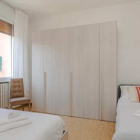 Family 3 Apartment Bologna